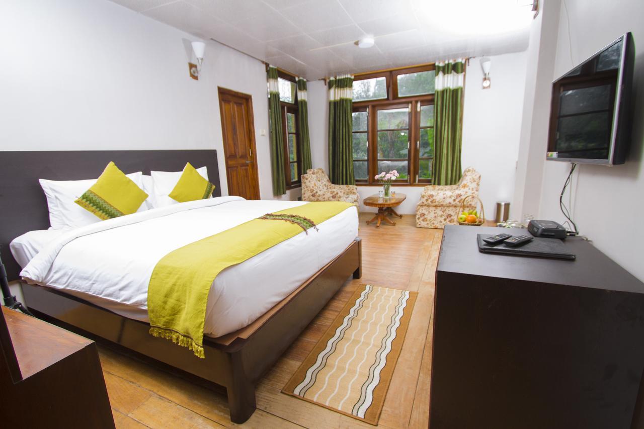 นิรามายา รีทรีต อราดูรา โกหิมา Hotel Kohima ภายนอก รูปภาพ
