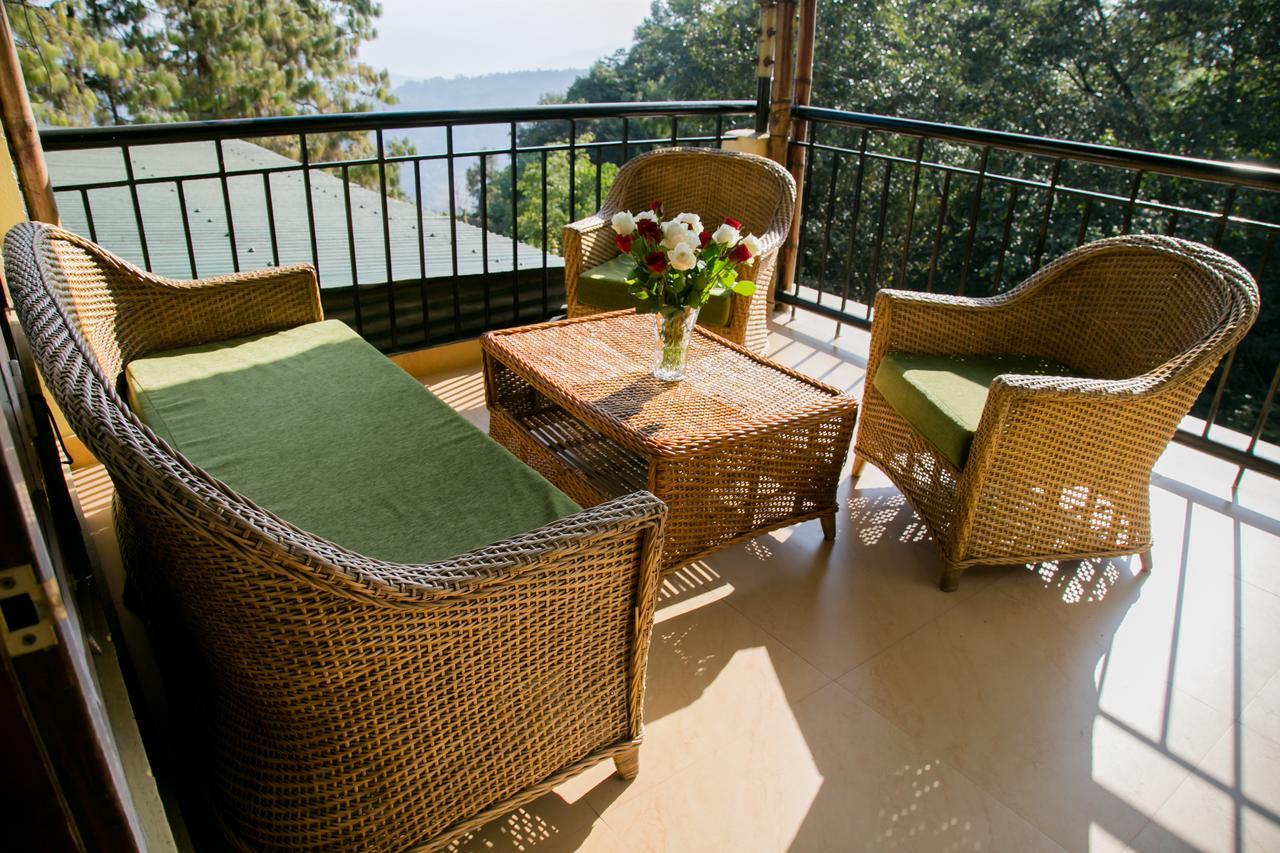นิรามายา รีทรีต อราดูรา โกหิมา Hotel Kohima ภายนอก รูปภาพ