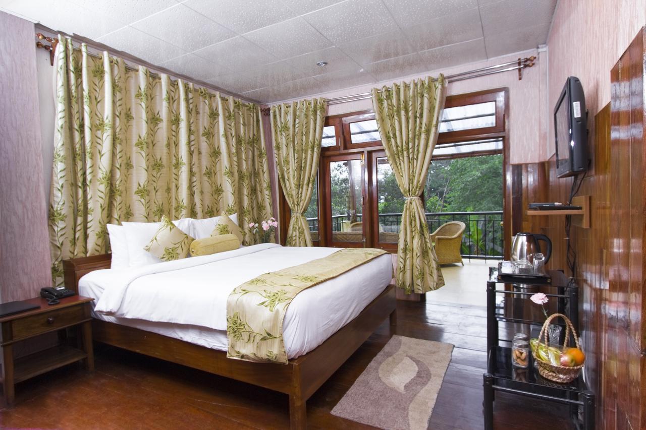 นิรามายา รีทรีต อราดูรา โกหิมา Hotel Kohima ภายนอก รูปภาพ